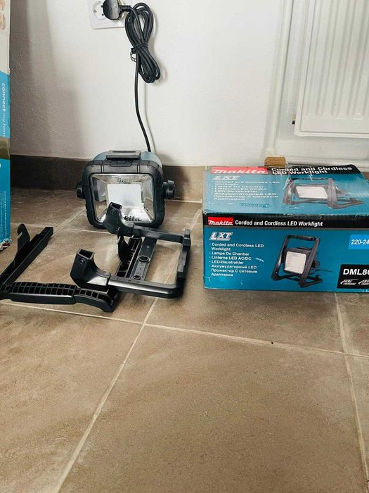 Lampă de lucru LED Makita DML805/2 / 240 V