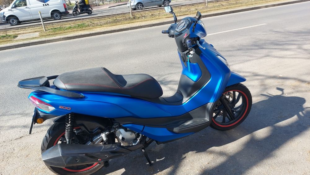 Sym HD300 din 2020, in stare noua, doar 950 km