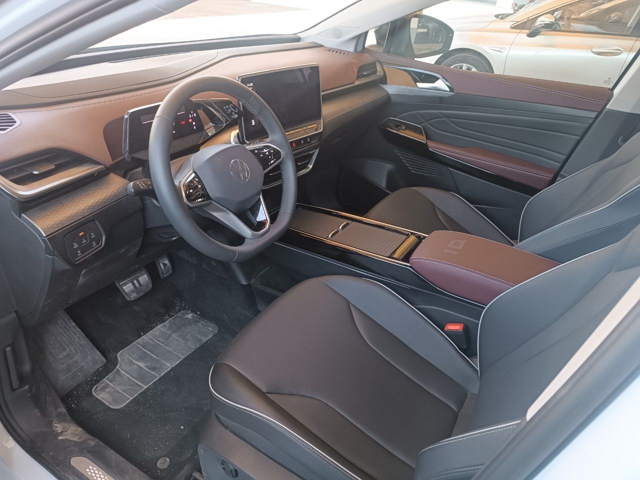 Volkswagen id6 570