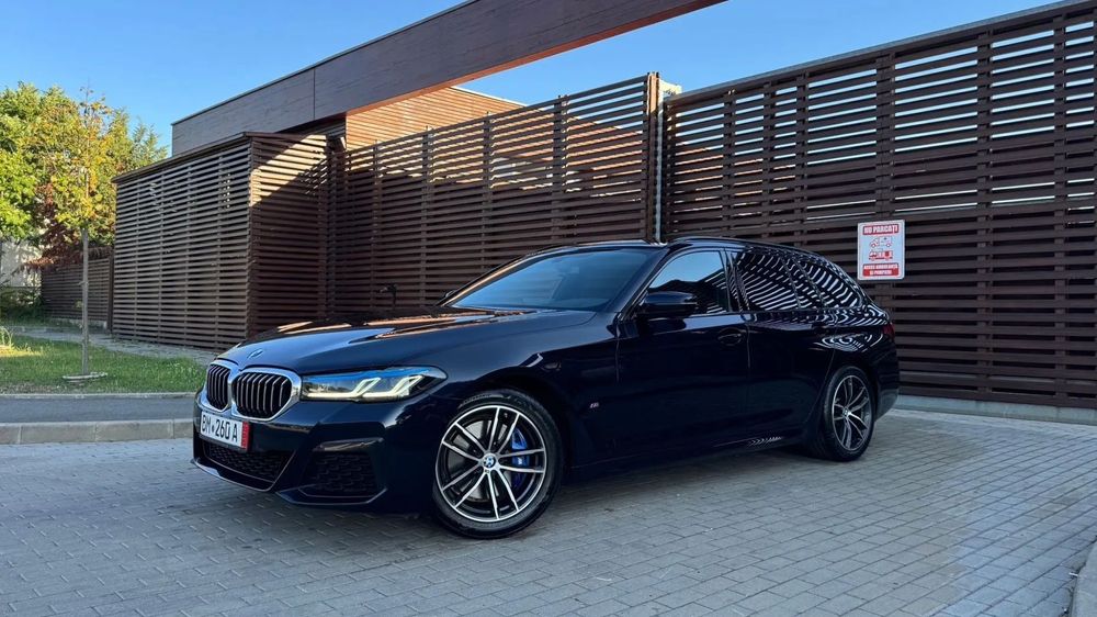 BMW Seria 5 520 d xDrive M 190CP Aut Laser HeadUp Camera Harman Kardon