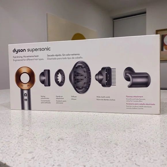 Uscător de păr Dyson Supersonic™ HD07 nou