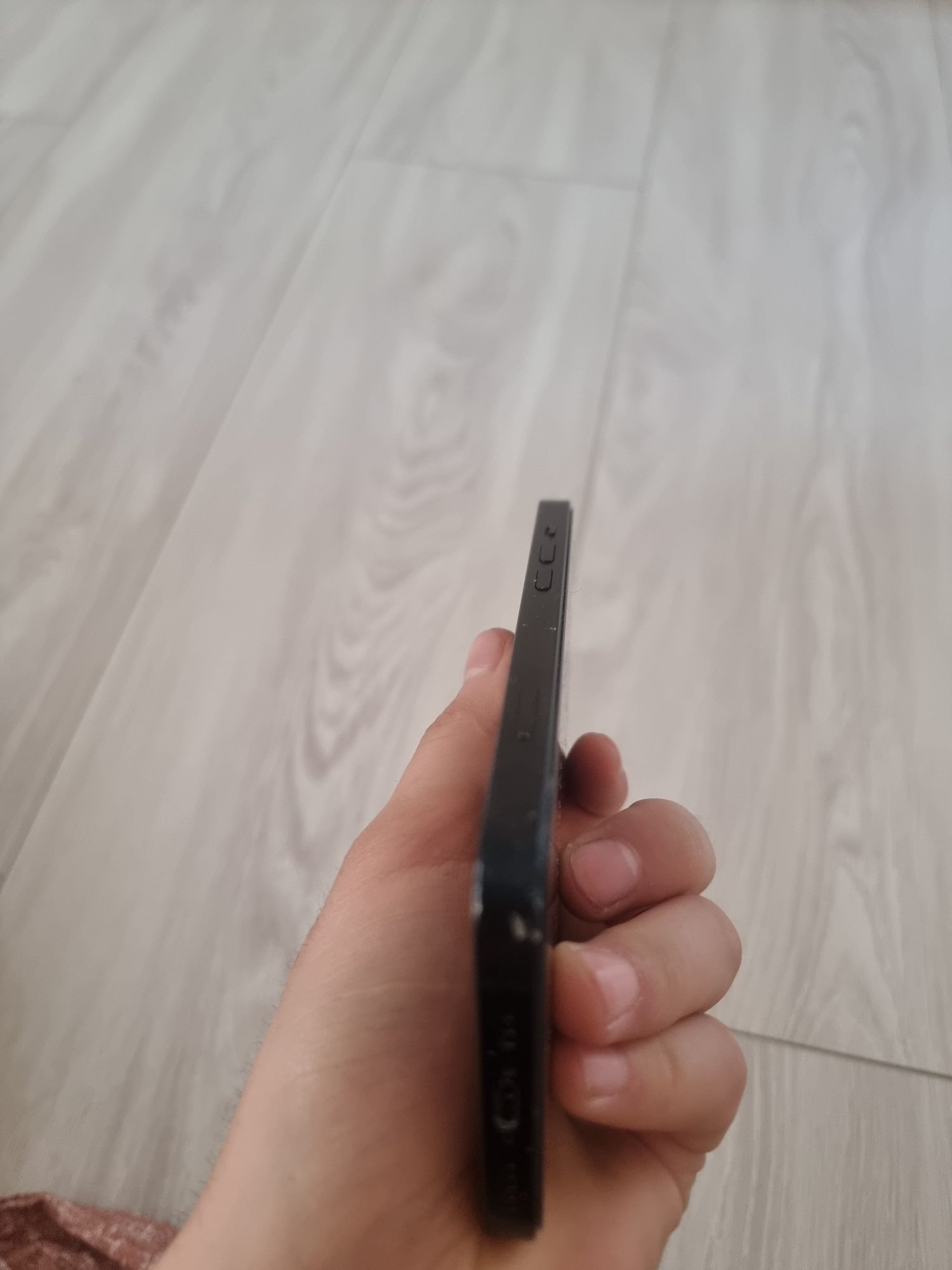 Iphone 13 128gb srochna sotiladi