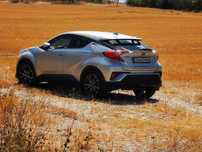 Toyota C-HR HYBRID E-CVT JBL Premium Sound самопаркиране