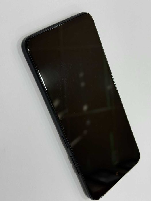 Motorola G35 – 128GB / 8GB RAM