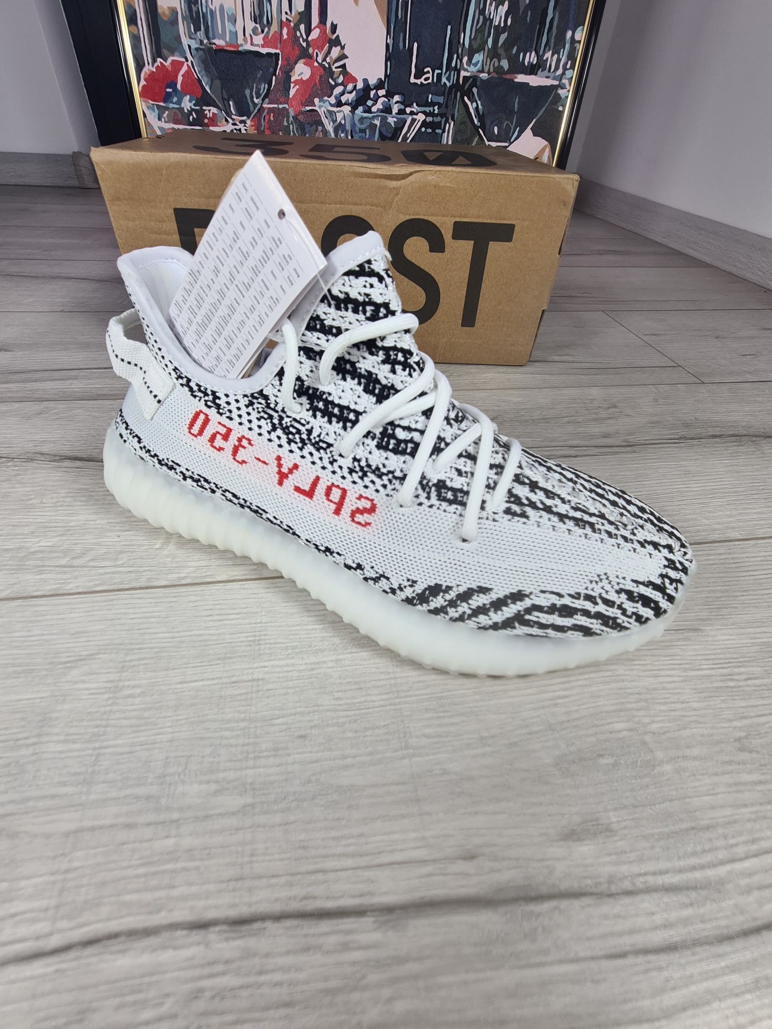 Adidas-Yeezy-Boost-350-Zebra-Transport-Gratuit-Breloc-LV+Parfum-Cadou