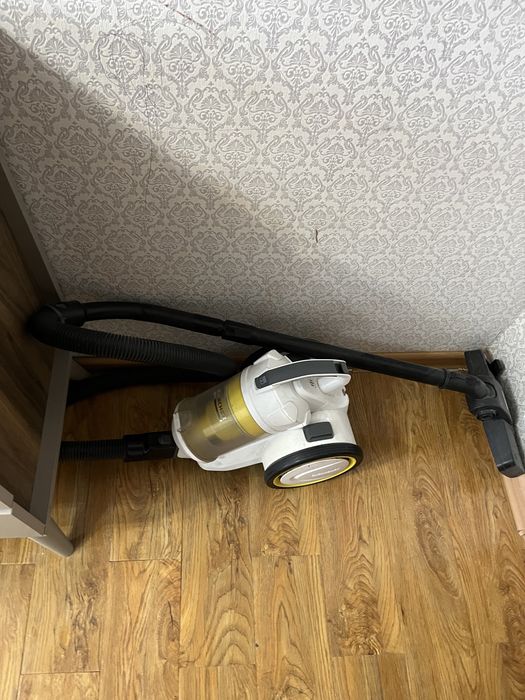Пылесос фирмы karcher