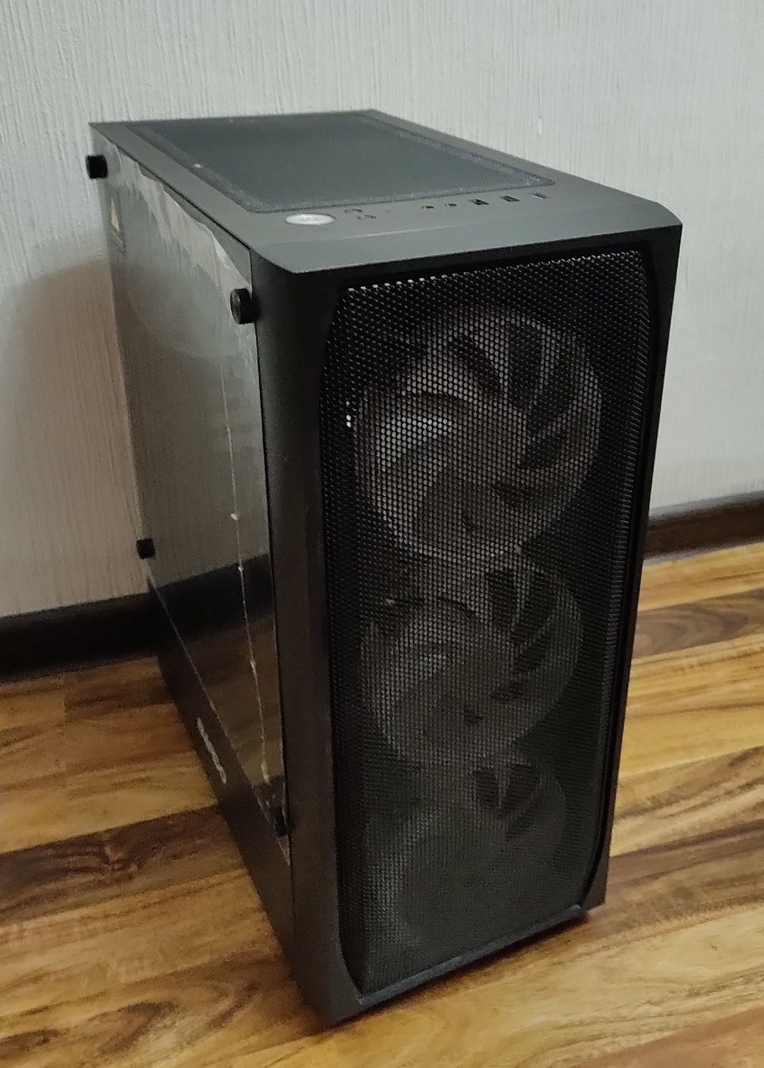 Кейс 4кулера RGB+блок питания 650w.Крышка стекло!