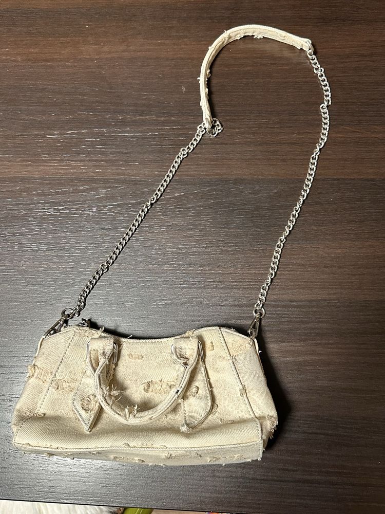 Малка чанта Zara