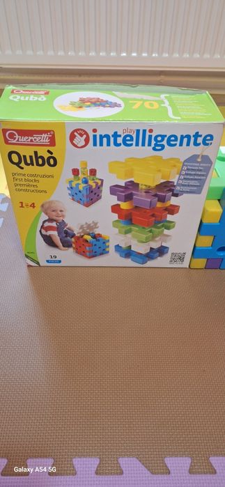 Vând cuburi de construit