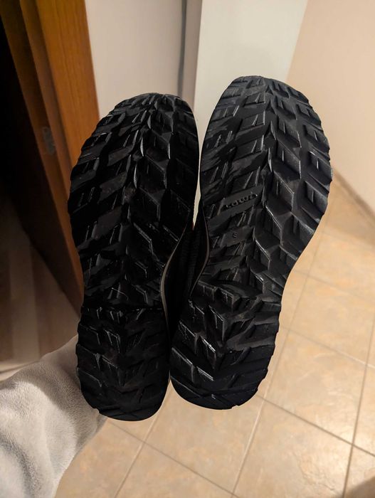 Дамски туристически обувки Lowa Gore Tex