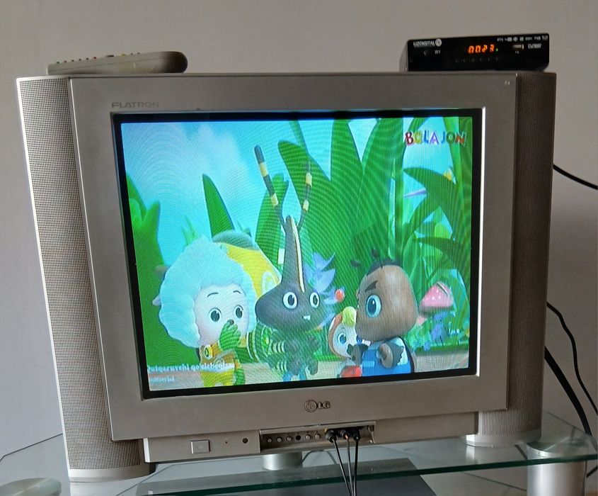 Телевизорлар +видеокамера сотилади