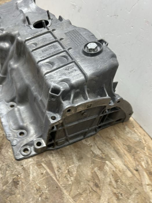 Baie ulei bmw G20 G21 G30 G01 G02 G05 G06 benzina 3.0