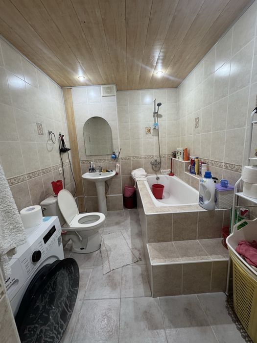 продам Квартиру 6 комнат 200кв/м срочно