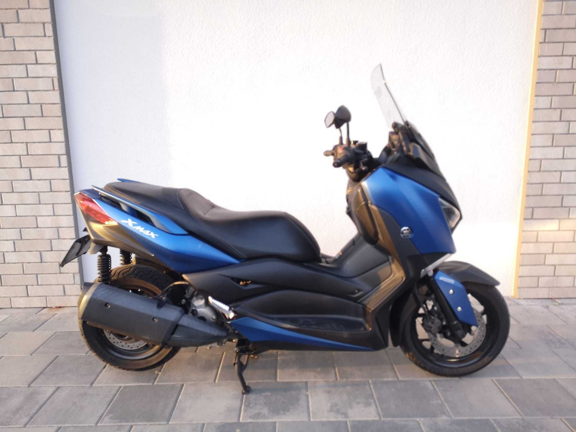 Yamaha x-max 300