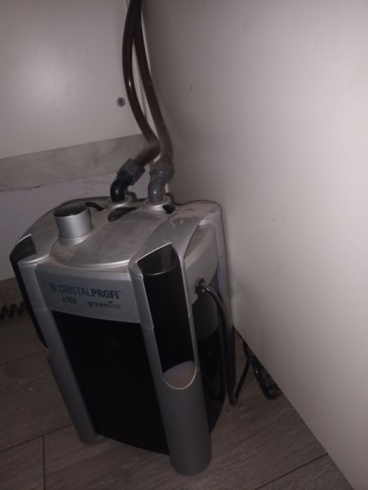 Vind doua acvarii complecte 60x30