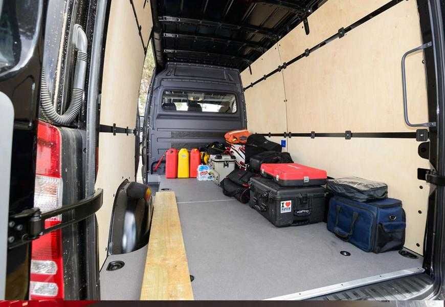 Transport mobila si mutari cu duba