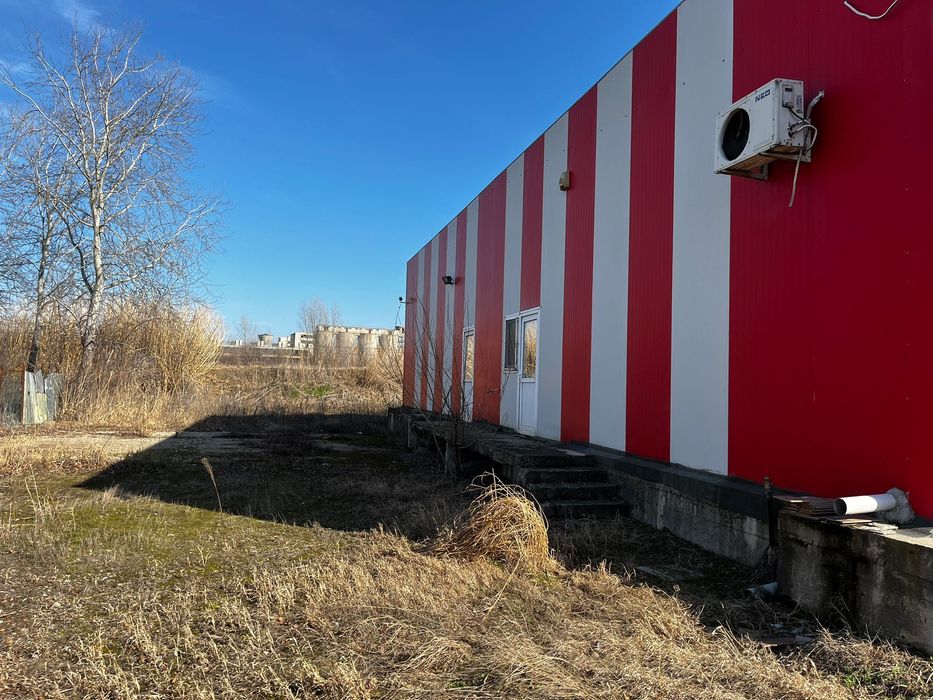 Teren + Hală de Vânzare