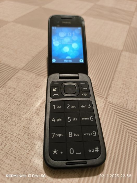 Nokia 2660 flip  4G - с капаче