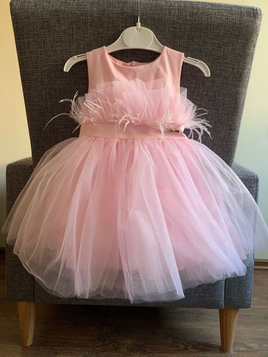 Чисто нова бебешка рокля с етикет