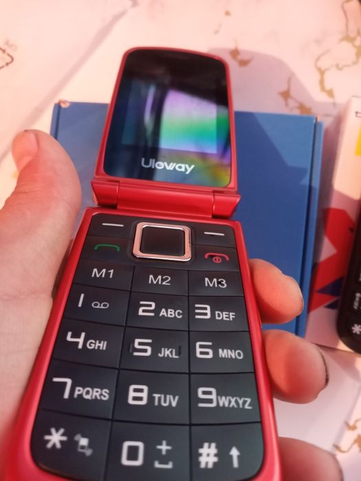 Продам новую сотовый телефон раскладушка