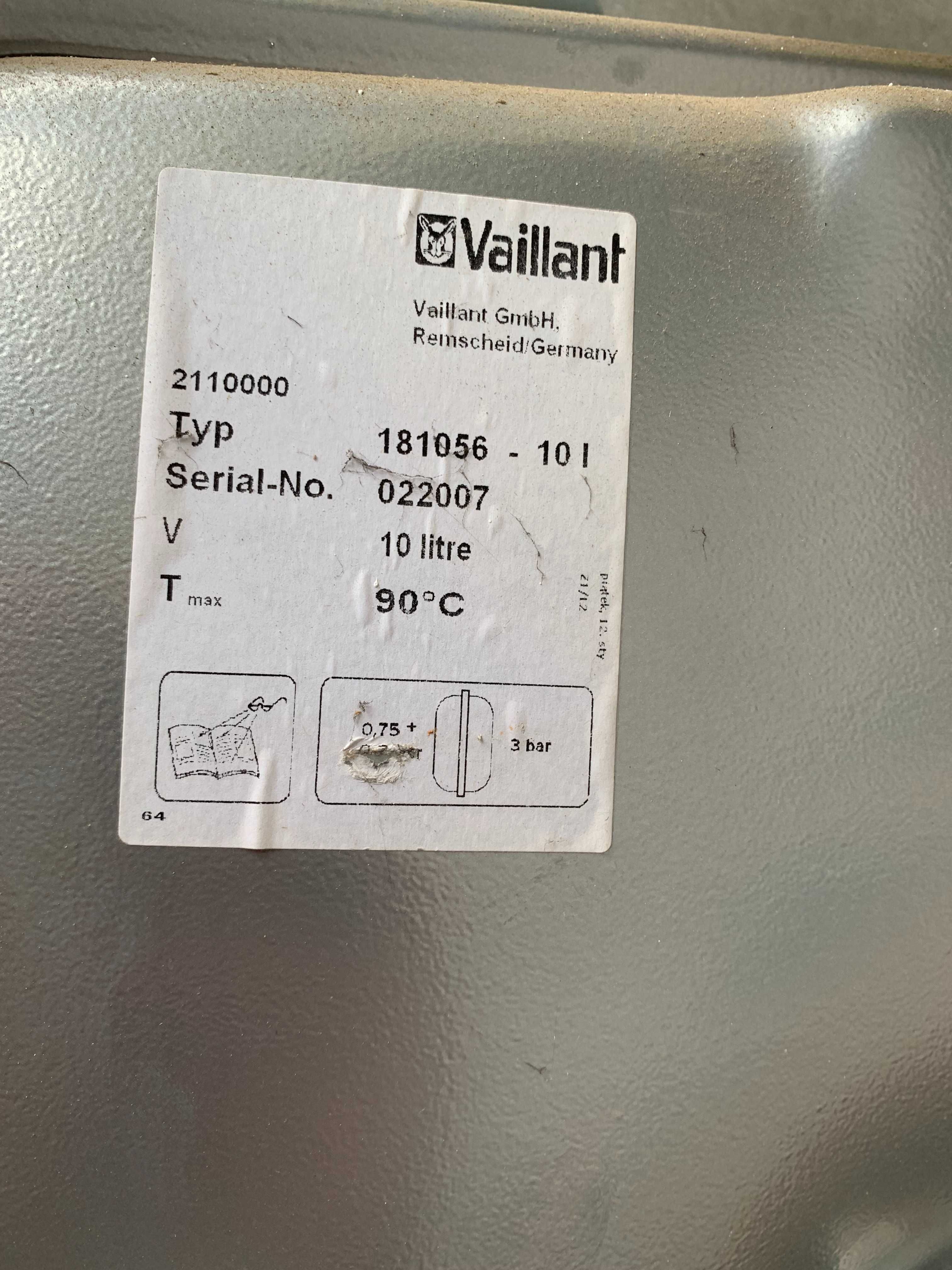 Centrala pe gaz Vaillant 282/2-5 R3 28-31 kw + kit evacuare gaze