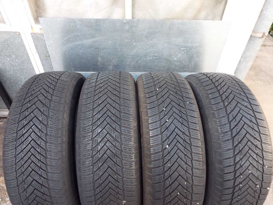 vand 4 anvelope de iarna 205/60/16 tourador winter pro ts1 pret 500lei