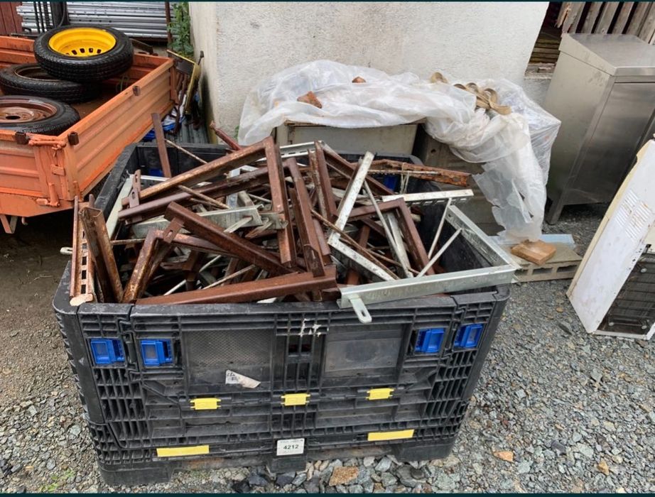 Inchirez  scule , Placa Asfalt, Mai Compactor Nasaud etc….