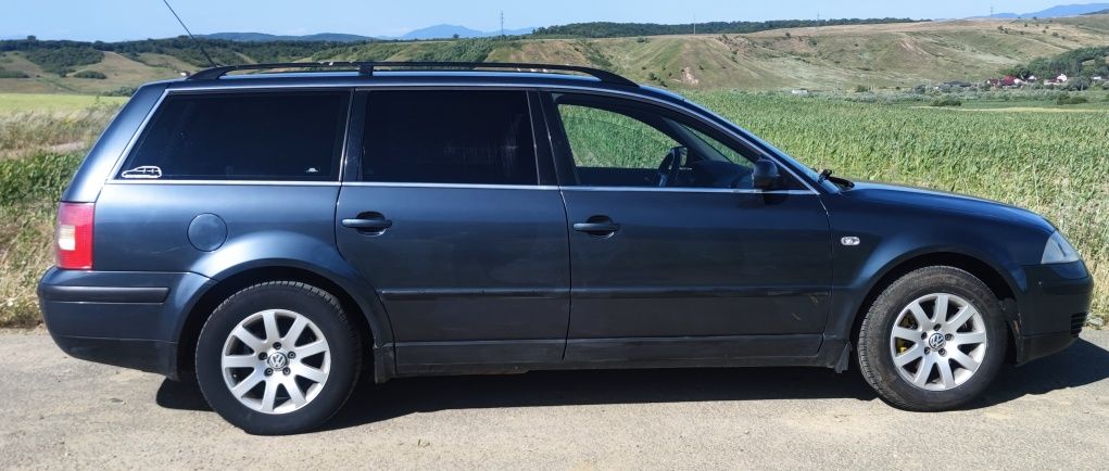 VW Passat Variant 2002 1.6 benzina