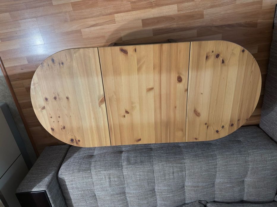 Продава се диван и холна маса