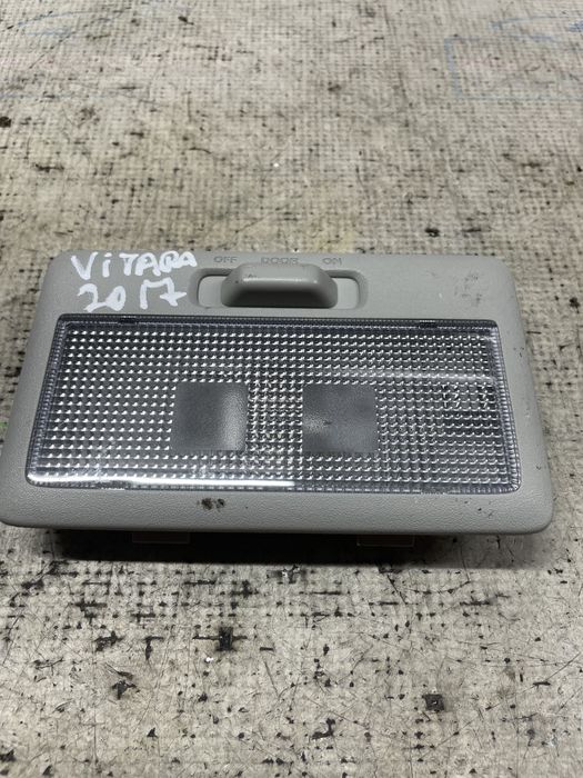 lampa plafon spate suzuki vitara 1.6 benzina 2017
