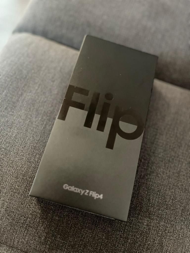 Vând telefon mobil Samsung Galaxy Z FLYP4