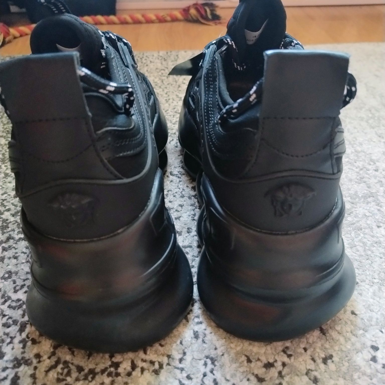 Versace Chain Reaction (42) | Livrare cu verificare