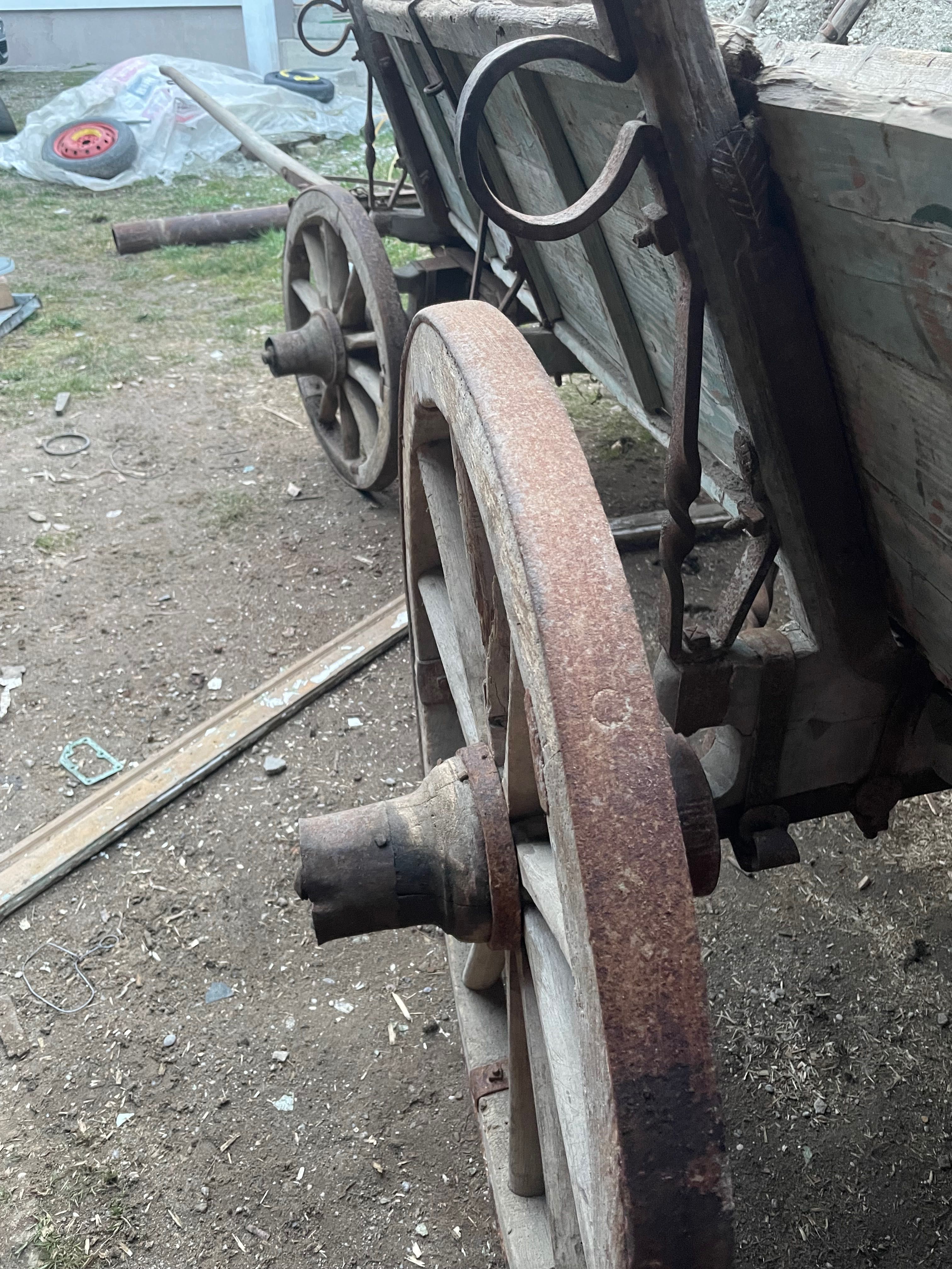 Căruță Rustica 1955 lemn țintuit cu fier , Car.