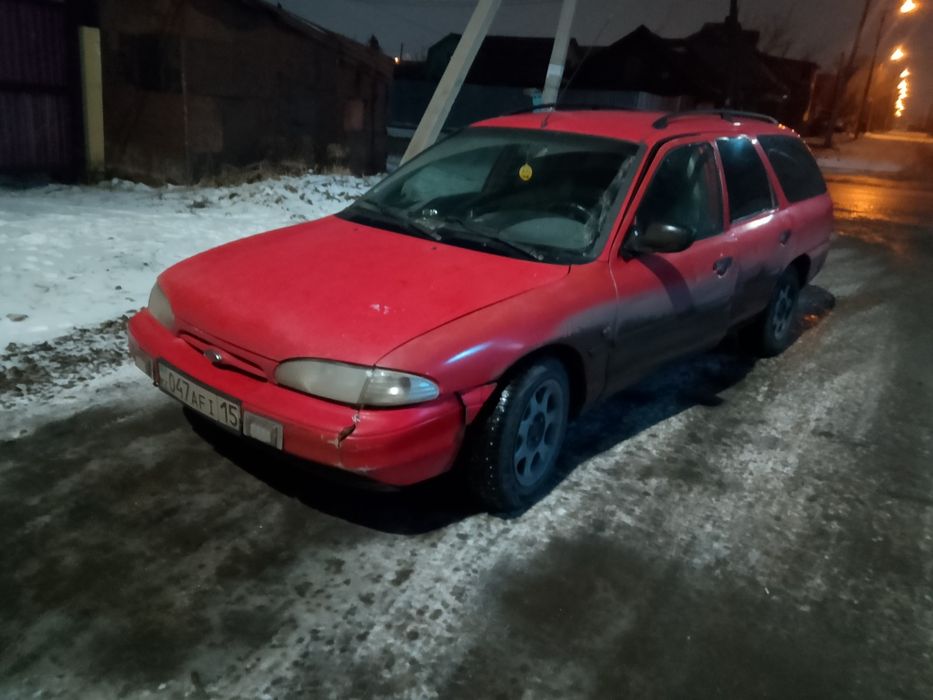 Продам хорошую машину