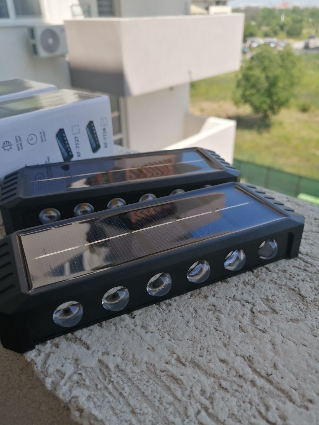 Set de 2 lampi solare pentru zid sau gard
