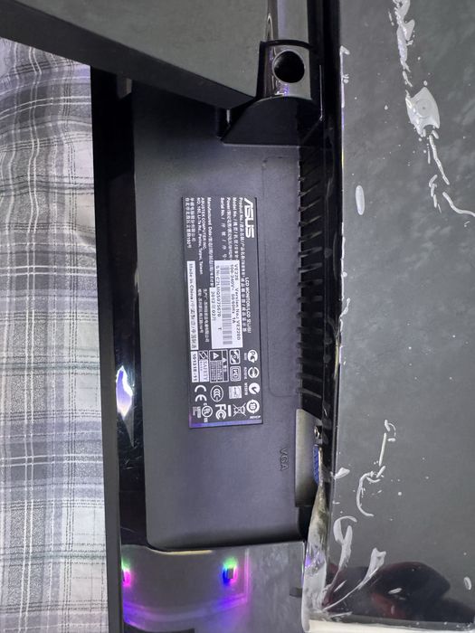 ASUS VE228D Monitor sotiladi Ideal holat