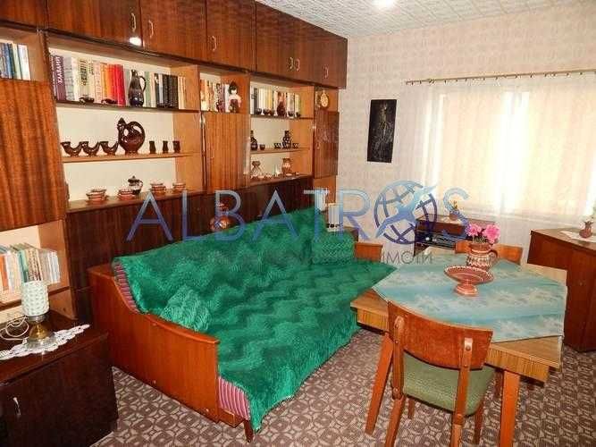 Продава се Къща в с. Ягнило, Област Варна - 90 кв.м за 334 €/кв.м - Снимка #2