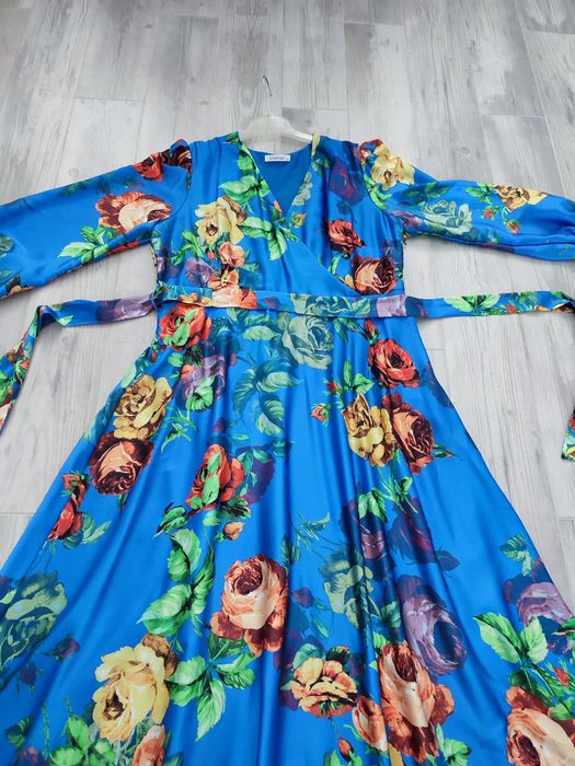 Rochie saten marimea 48