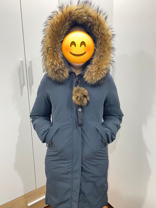 Продам зимнюю женскую куртку