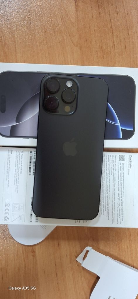 IPhone 16 pro max 256 gb Titanium Black
