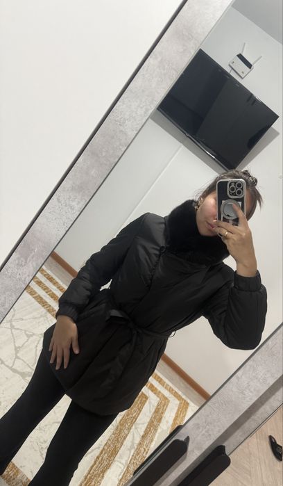 Продам женскую зимнюю куртку