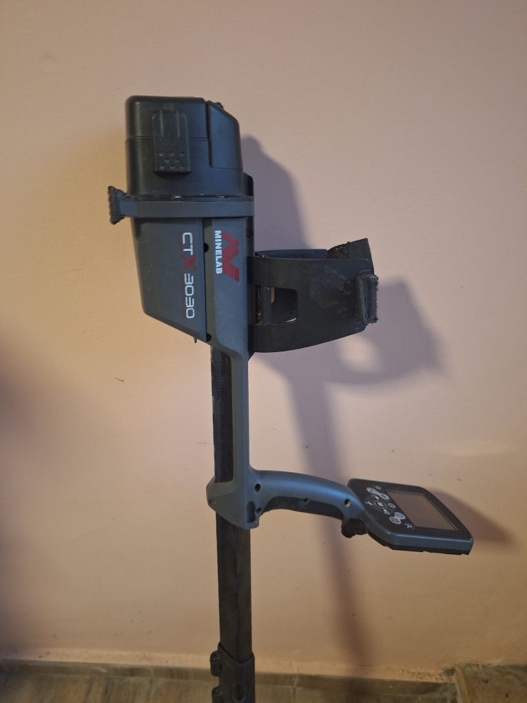 Металотърсач Minelab CTX 3030