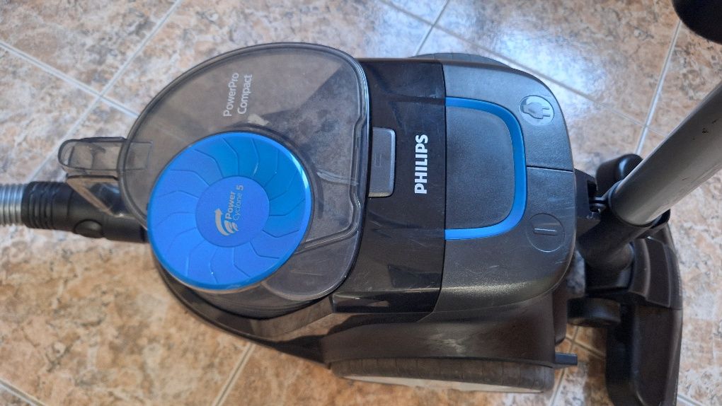 Прахосмукачка PHILIPS