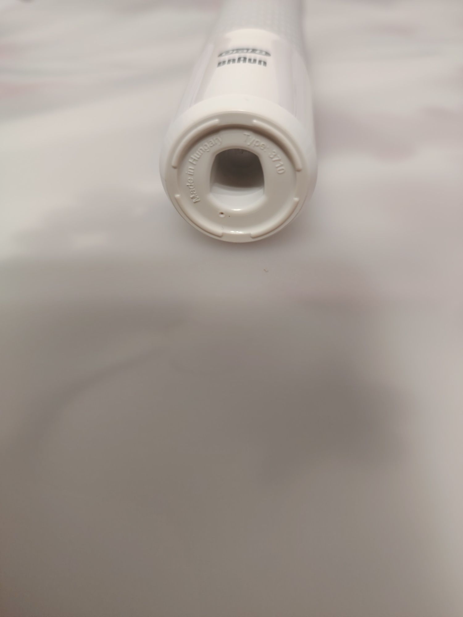 Електрическа четка за зъби oral-b