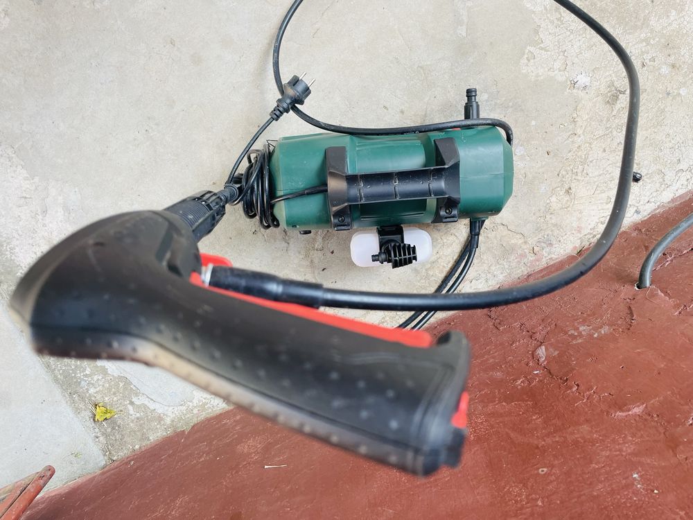 Водоструйка BOSCH