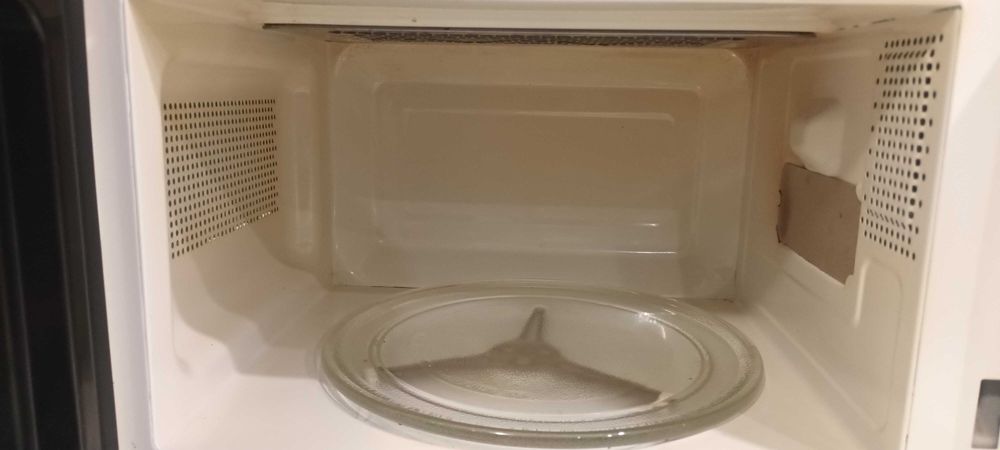 Микровълнова с грил SANG