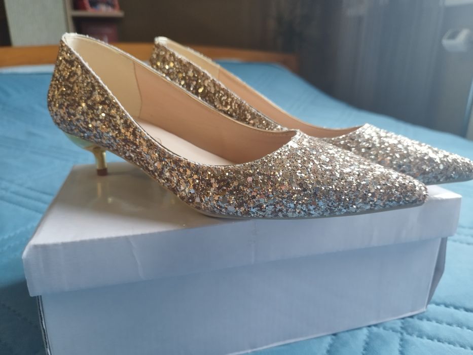 Дамски обувки 37 номер