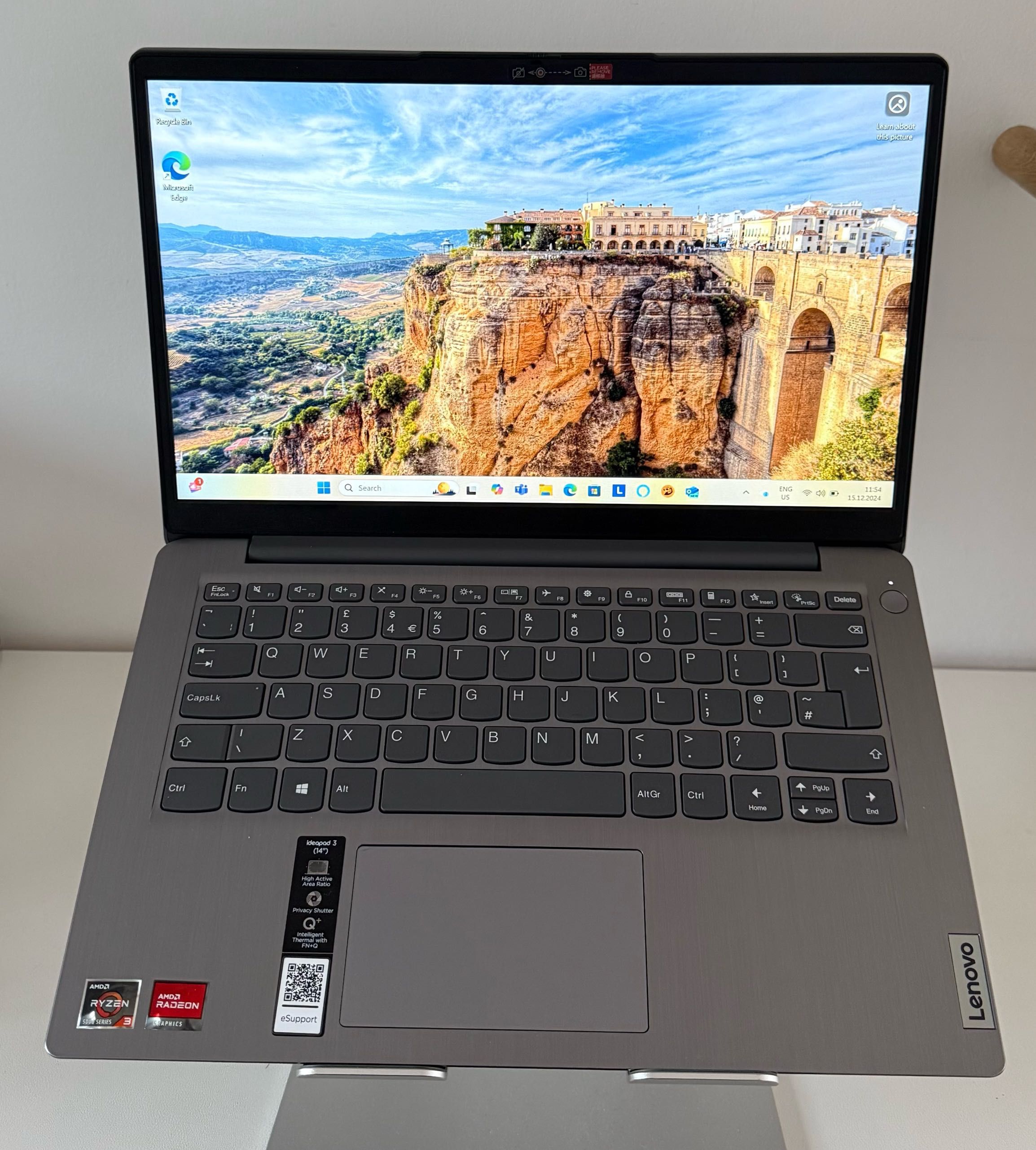 Laptop Lenovo IdeaPad 3 14inch, AMD Ryzen 3 5300U, 12GB RAM, 256GB SSD