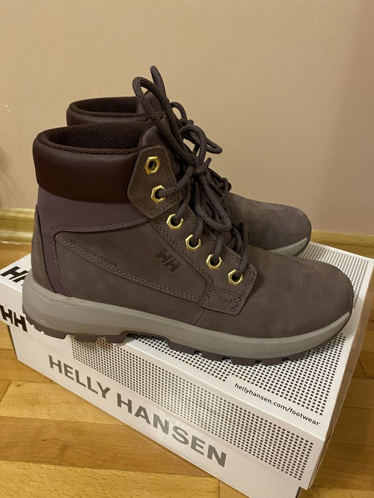 Туристически обувки Helly Hansen