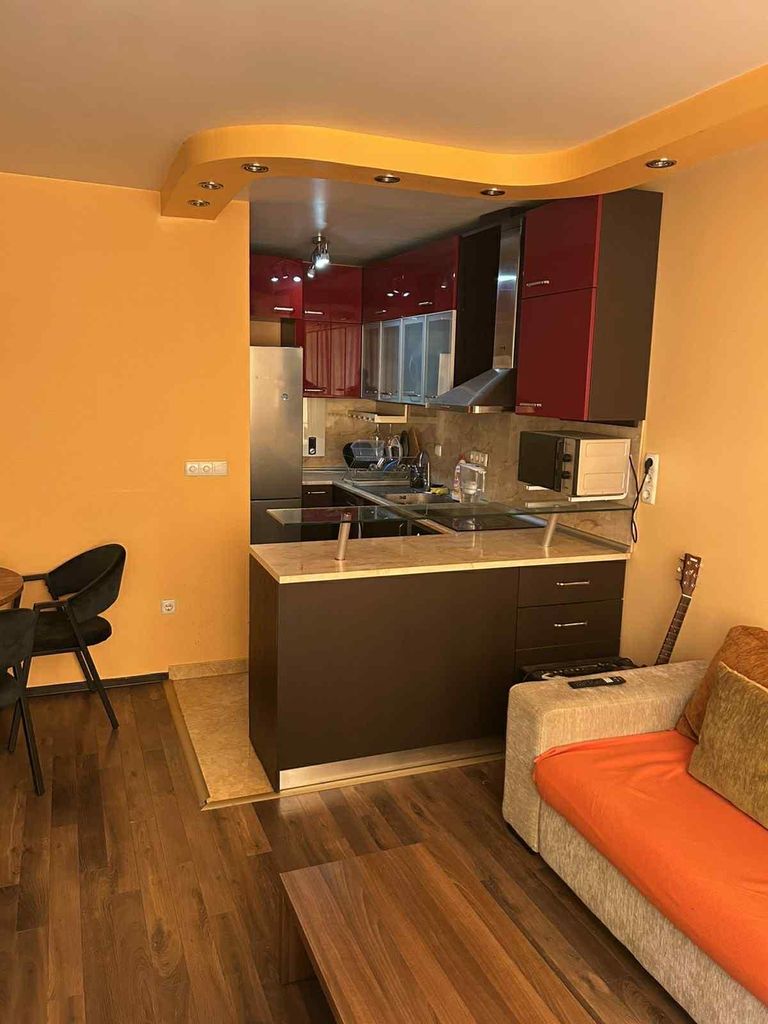 Дава се под наем Двустаен апартамент в София, Бъкстон - 52 кв.м за 550 € - Снимка #3